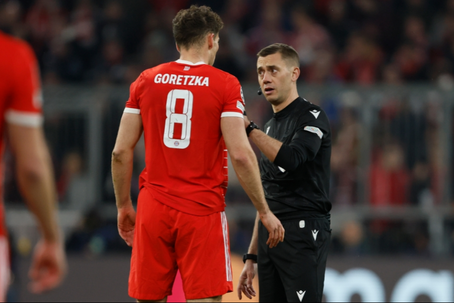 Khiến Haaland đá hỏng 11m, sao Bayern được khen ngợi hết lời 1