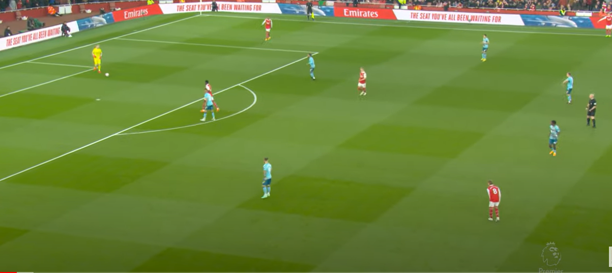 Cận cảnh sai lầm khó tin của Aaron Ramsdale trước Southampton 1