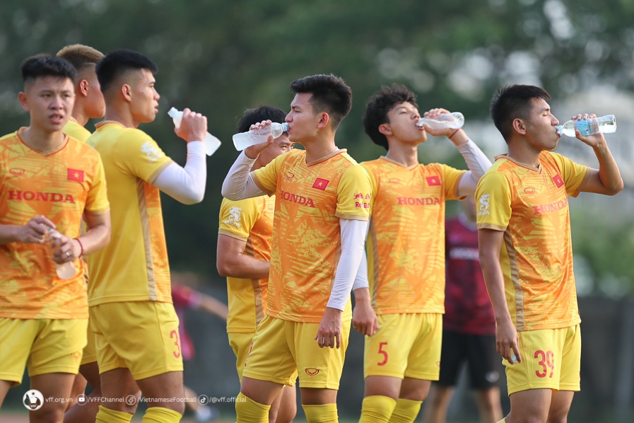 U22 Viet Nam tap 26/4