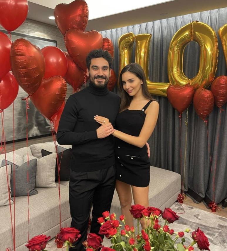 Điểm mặt những nàng Wags nổi bật nhất của Man City và Arsenal 5