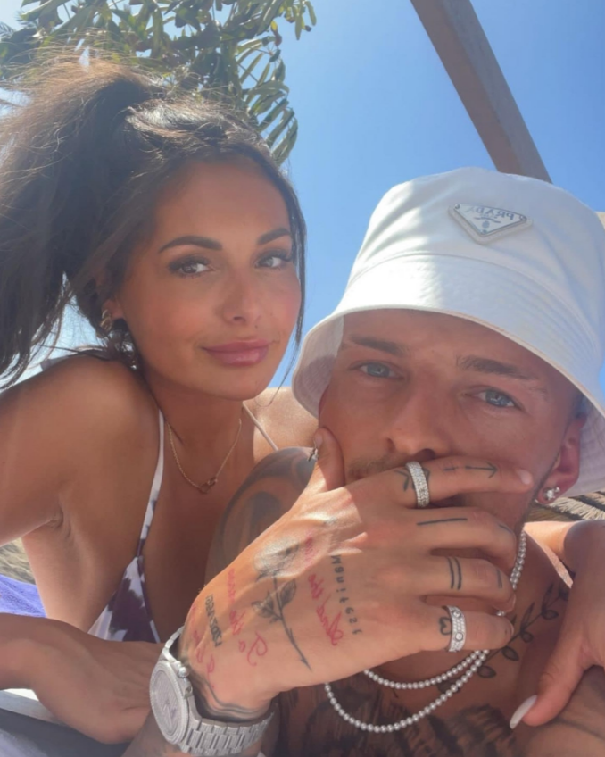 Điểm mặt những nàng Wags nổi bật nhất của Man City và Arsenal 9