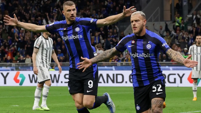 federico-dimarco-festeggia-il-6135-4529-1682550724