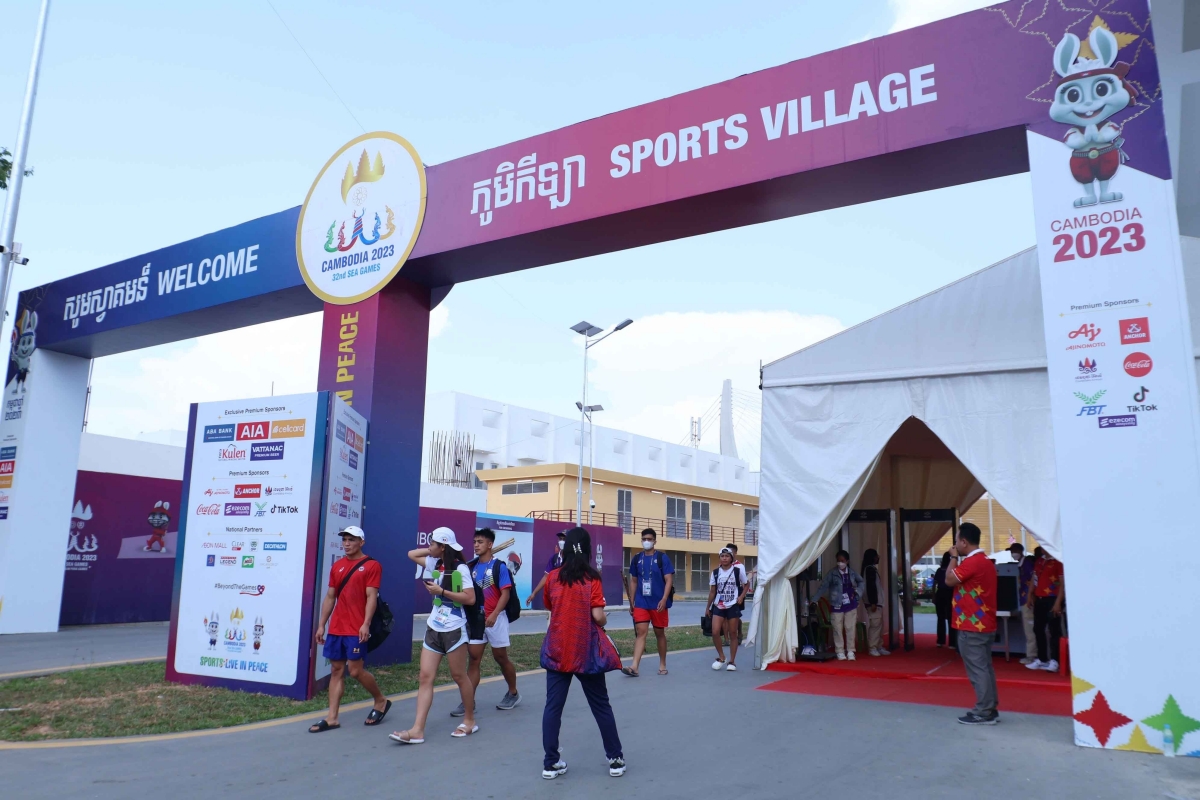 Đoàn TTVN có mặt tại Campuchia, chính thức gia nhập làng VĐV SEA Games 32 5