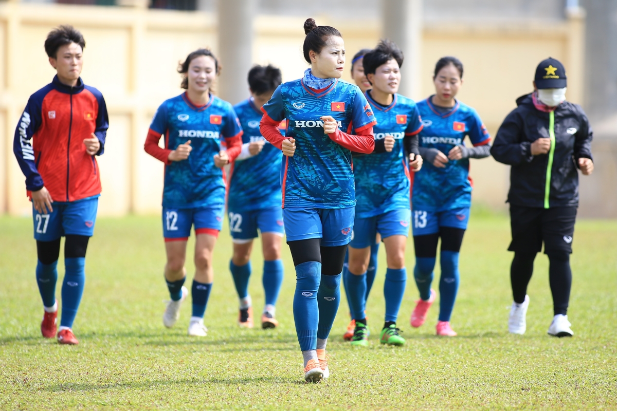 Trung vệ thuý Nga của ĐT nữ Việt Nam Trung ve thuy Nga cua dT nu Viet Nam