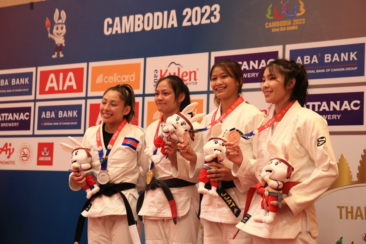 VĐV ju jitsu Philippines bật khóc khi gây địa chấn trước chủ nhà Campuchia 3