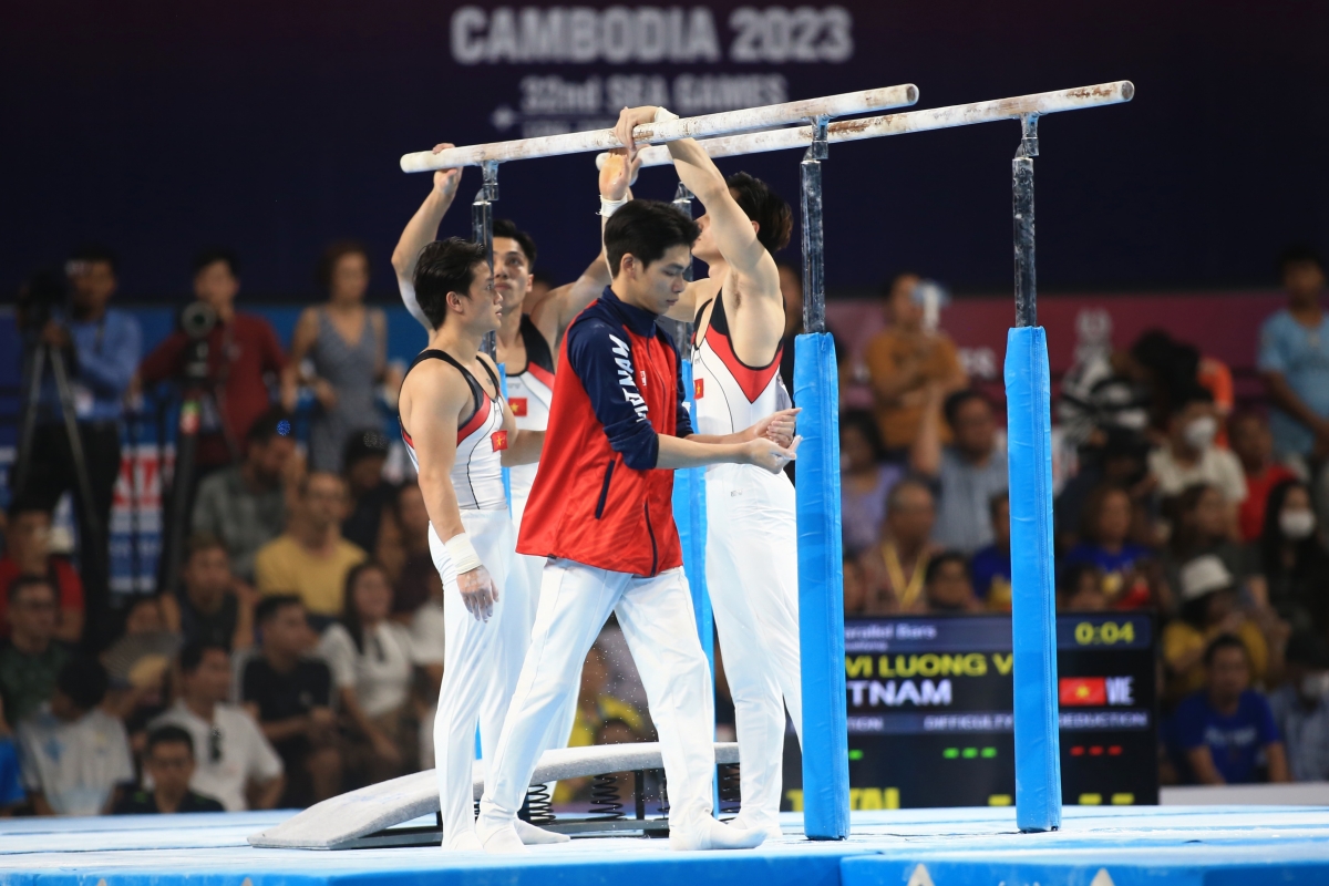 Dàn nam thần ĐT TDDC vượt đau đớn, giúp Việt Nam cầm chắc HCV 3 Dàn nam thần ĐT TDDC vượt đau đớn, giúp Việt Nam cầm chắc HCV 3