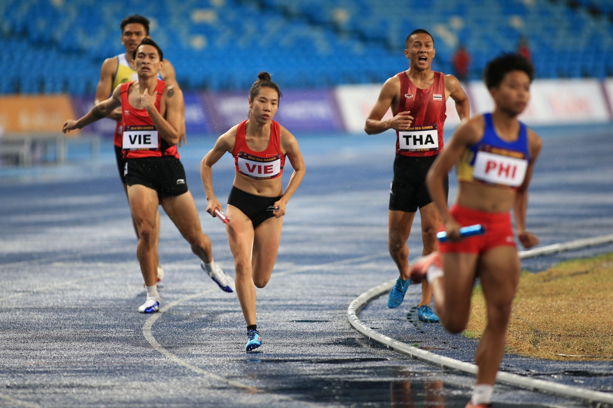 Nguyễn Thị Huyền Chúng tôi tự nhủ phải đòi lại HCV từ Thái Lan 3 Nguyễn Thị Huyền Chúng tôi tự nhủ phải đòi lại HCV từ Thái Lan 3