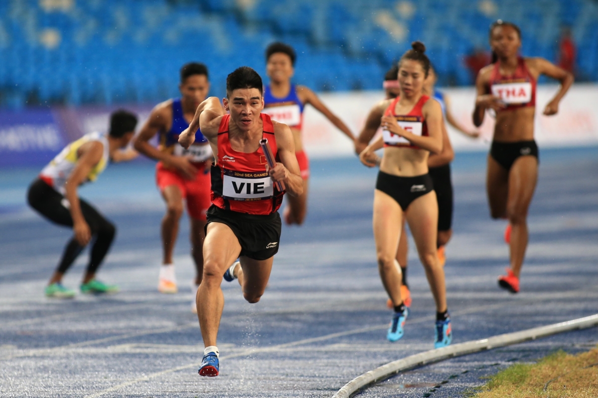 Nguyễn Thị Huyền Chúng tôi tự nhủ phải đòi lại HCV từ Thái Lan 5 Nguyễn Thị Huyền Chúng tôi tự nhủ phải đòi lại HCV từ Thái Lan 5