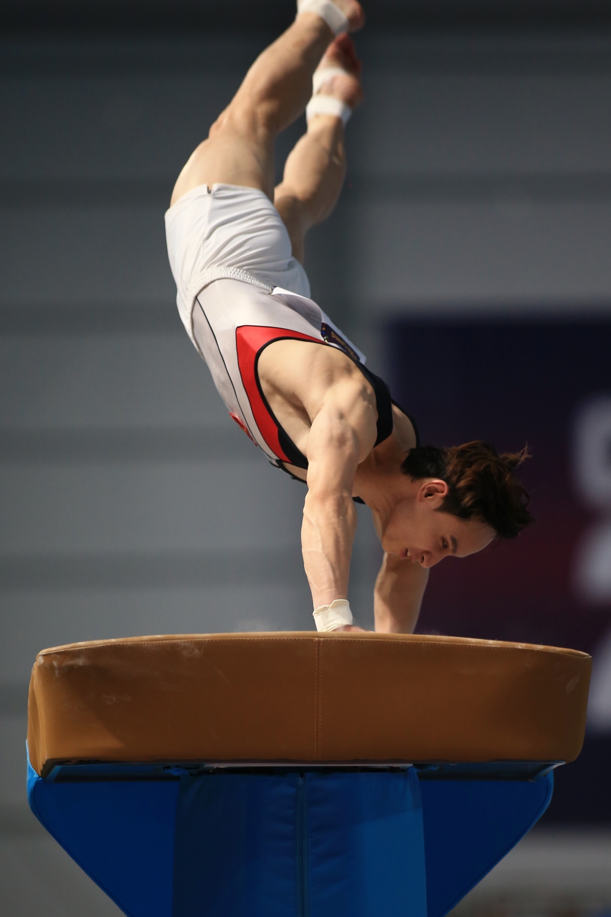 Đinh Phương Thành dẫn đầu 36 nội dung, giúp đội TDDC Việt Nam bảo vệ thành công HCV đồng đội 6