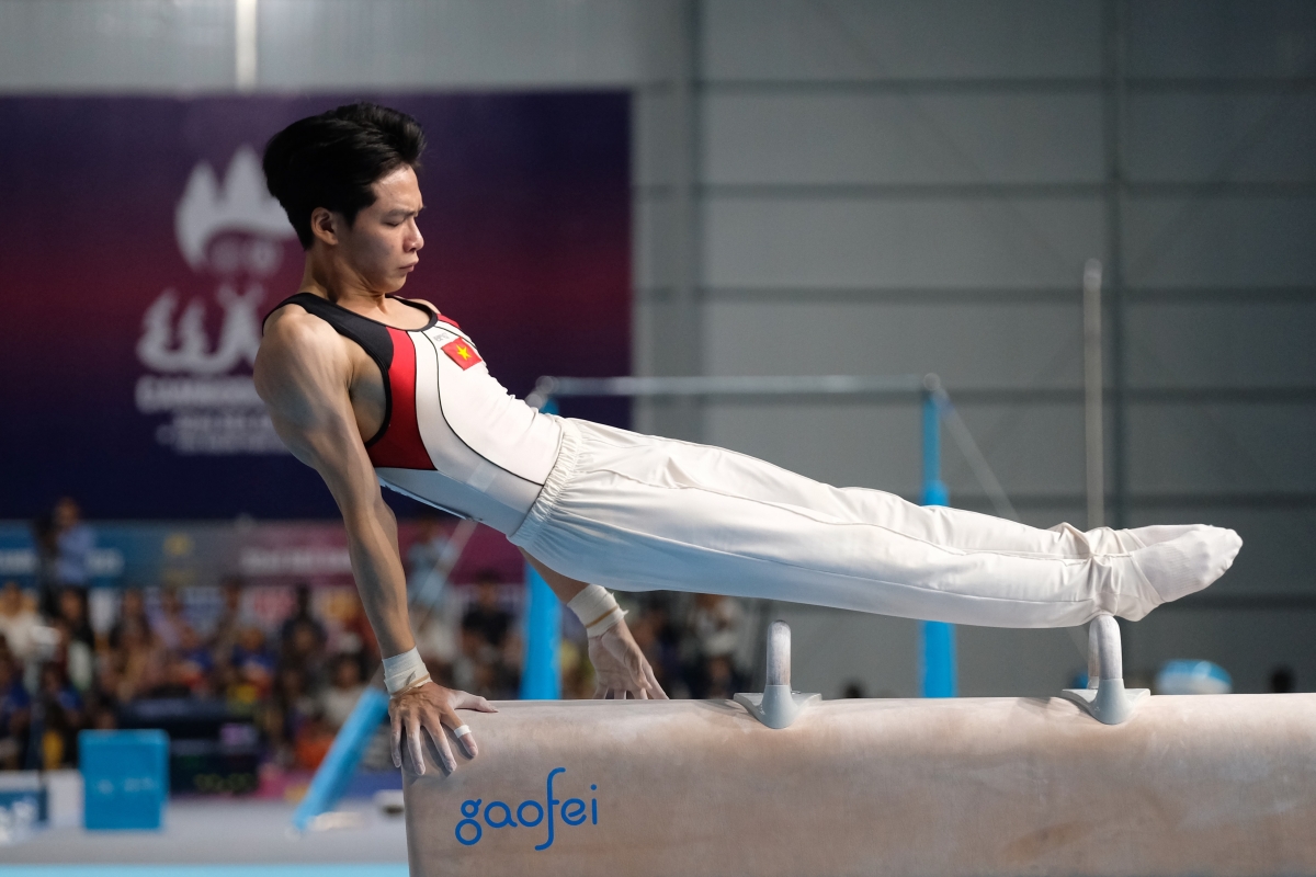 Đinh Phương Thành dẫn đầu 36 nội dung, giúp đội TDDC Việt Nam bảo vệ thành công HCV đồng đội 2