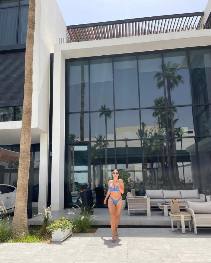 Georgina Rodriguez mặc bikini khoe thân hình gợi cảm 3