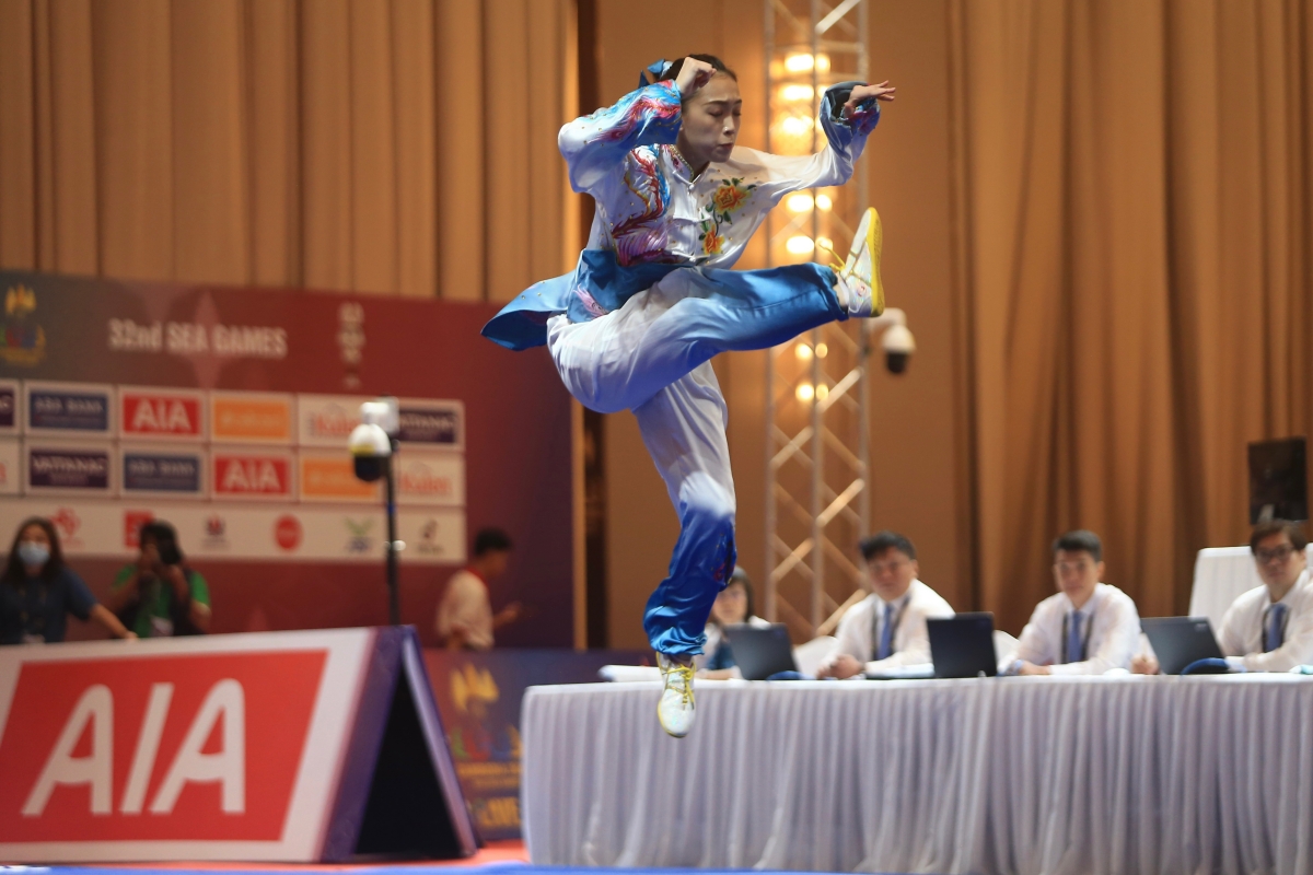 Nhan sắc của nữ thần wushu Malaysia dẫn đầu nội dung thái cực quyền 5