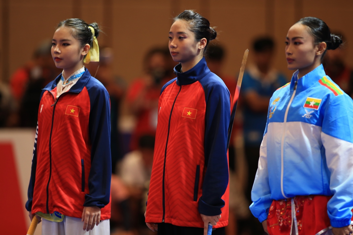 Bộ trang phục đặc biệt của Dương Thuý Vi trong ngày giành HCV dịp sinh nhật 6