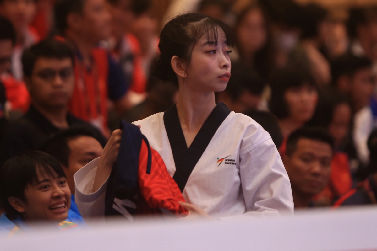 Châu Tuyết Vân bật khóc khi giành HCV Taekwondo 3