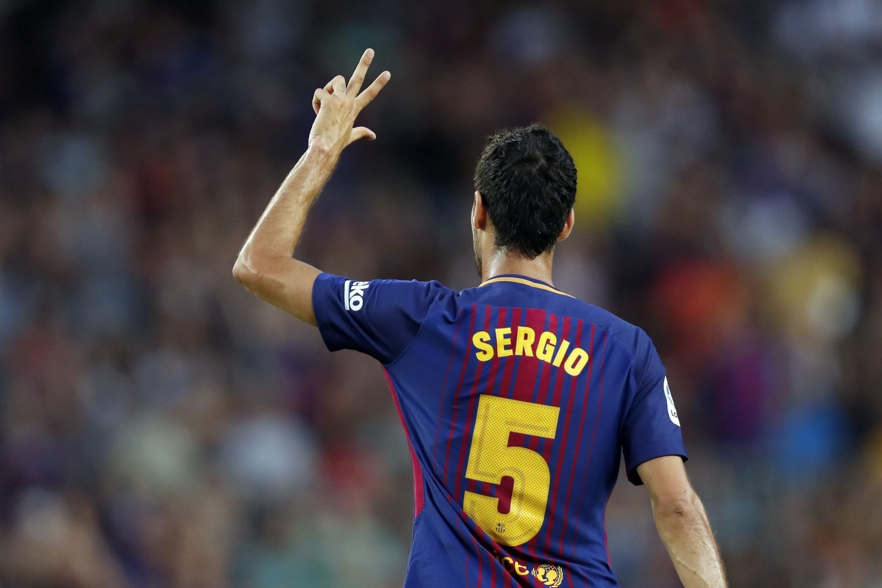 Sergio Busquets Của hiếm âm thầm chi phối mọi thứ trên sân 3