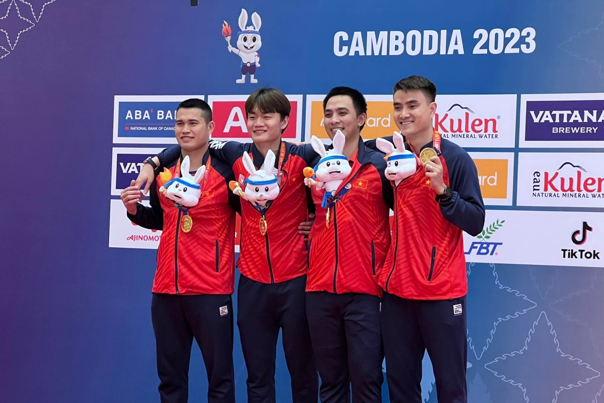 Thành An, Văn Quyết giúp đội kiếm Việt Nam bảo vệ ngôi số 1 Đông Nam Á 4