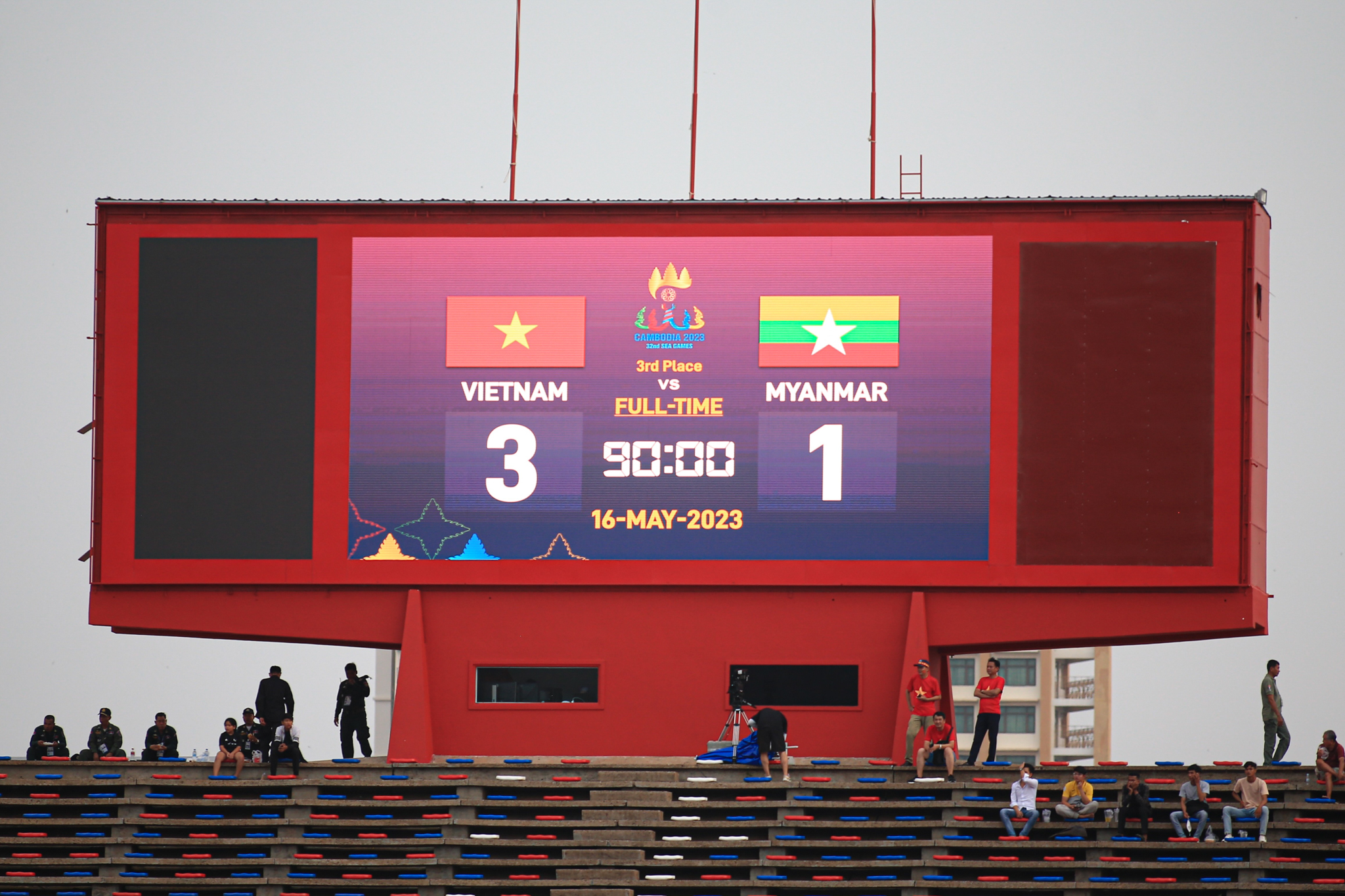 U22 Viet Nam vs U22 Myanmar SEA Games 32. anh: TH