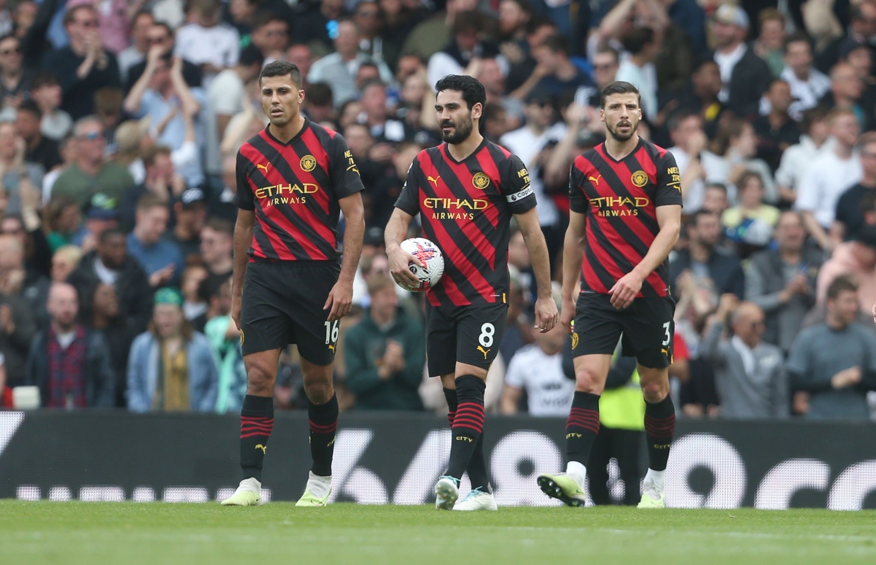 Với Pep Guardiola Gundogan là một, là riêng, là duy nhất 2