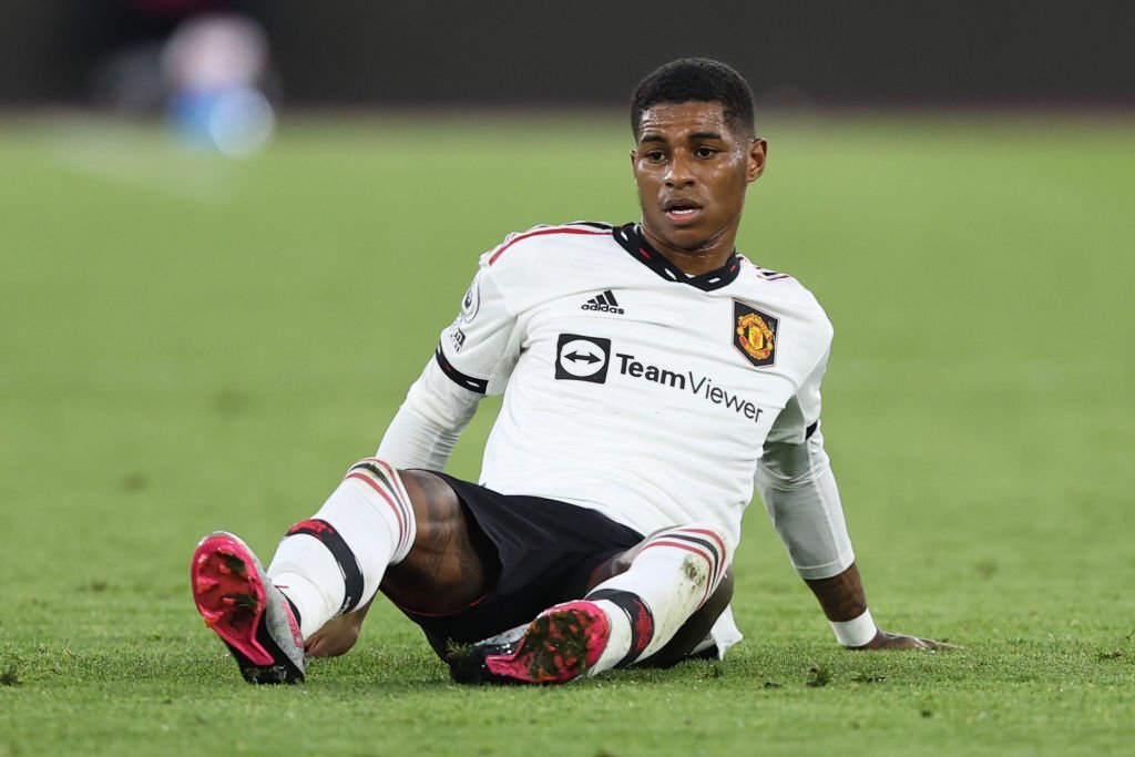 Rashford bị Ten Hag phạt vì đi muộn 45 giây 1 Rashford bị Ten Hag phạt vì đi muộn 45 giây 1