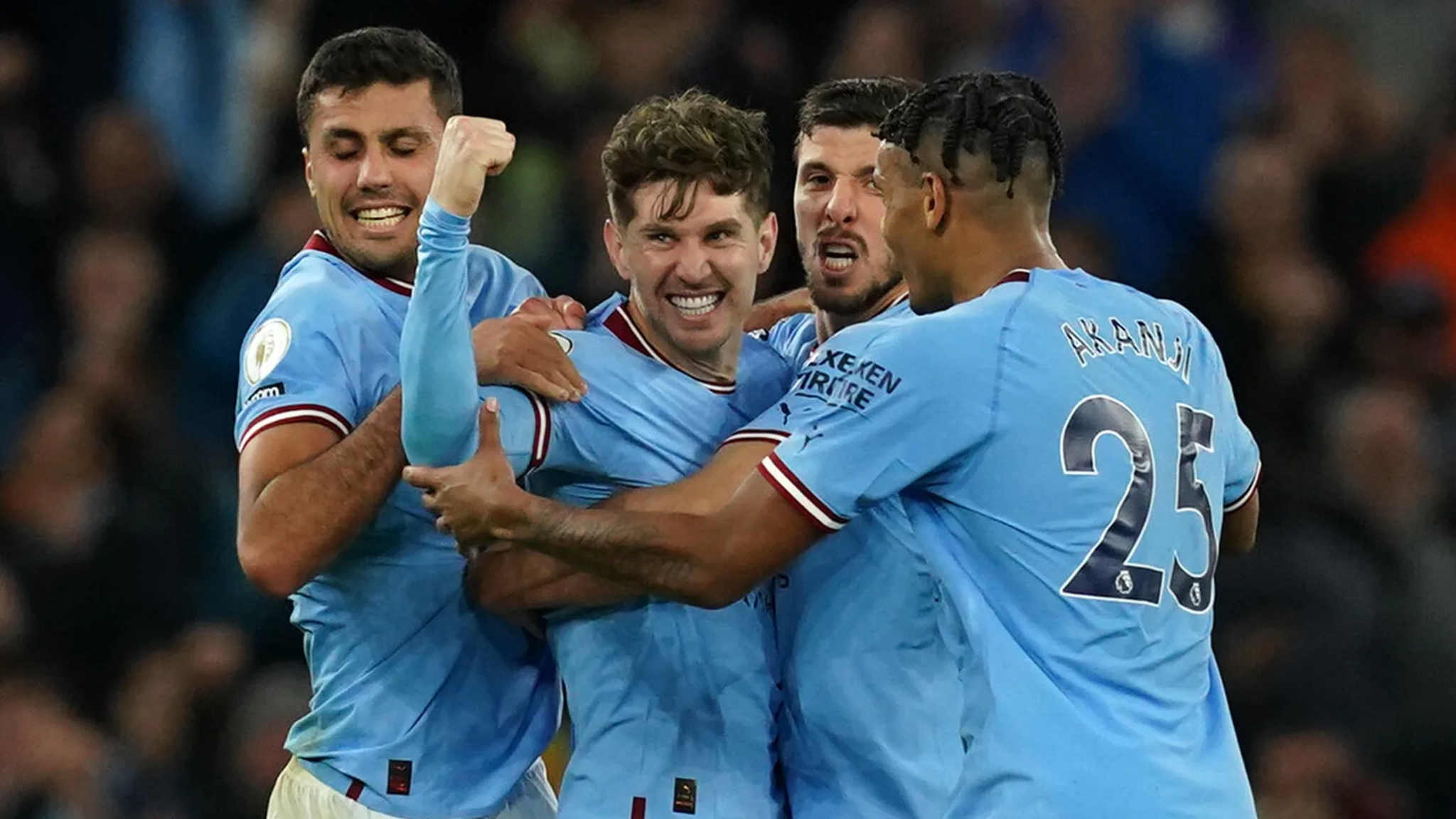 Manchester City nên giữ ai và bán ai mùa tới 2