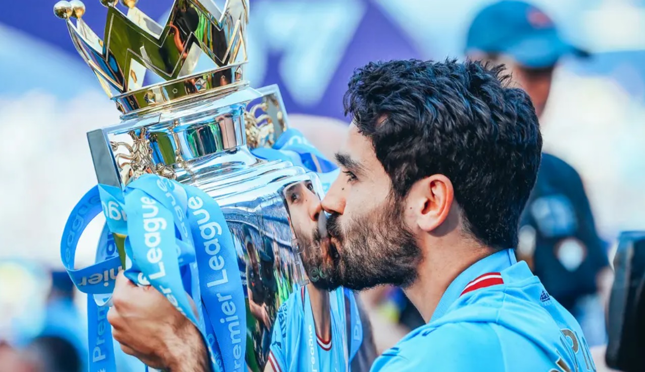 Những hình ảnh đáng nhớ trong lễ đăng quang của Manchester City 9