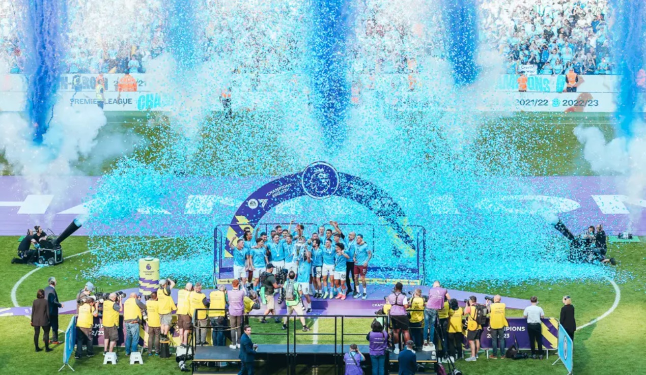 Những hình ảnh đáng nhớ trong lễ đăng quang của Manchester City 2