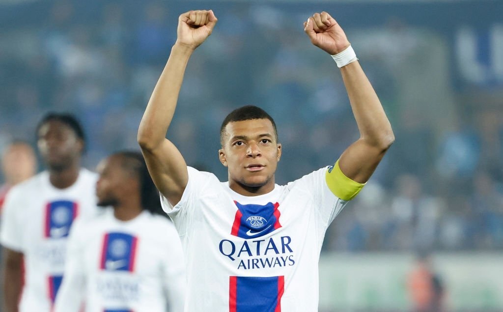 Pep Man City sẽ không chiêu mộ Mbappe 1