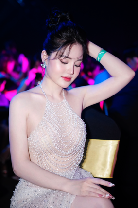 Ngô Dĩnh Hà – cô nàng Idol xinh đẹp thành công sớm ở tuổi 24 3