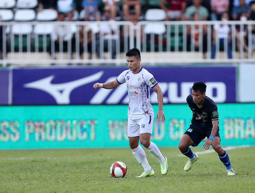 Thấy gì sau trận HAGL 1-0 Hà Nội FC 2