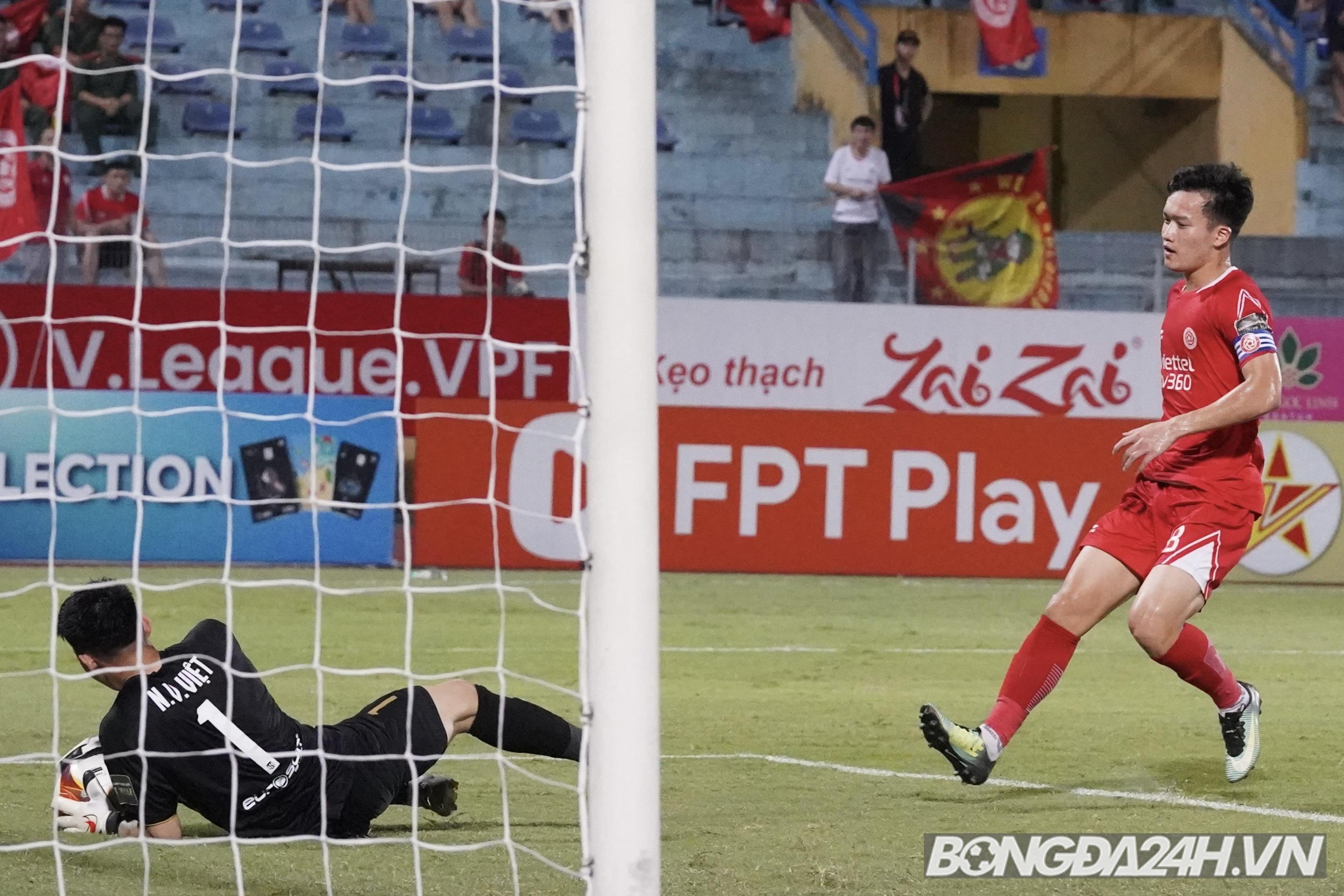 Hoàng Đức thể hiện đẳng cấp trong chiến thắng của Viettel FC trước SLNA 1