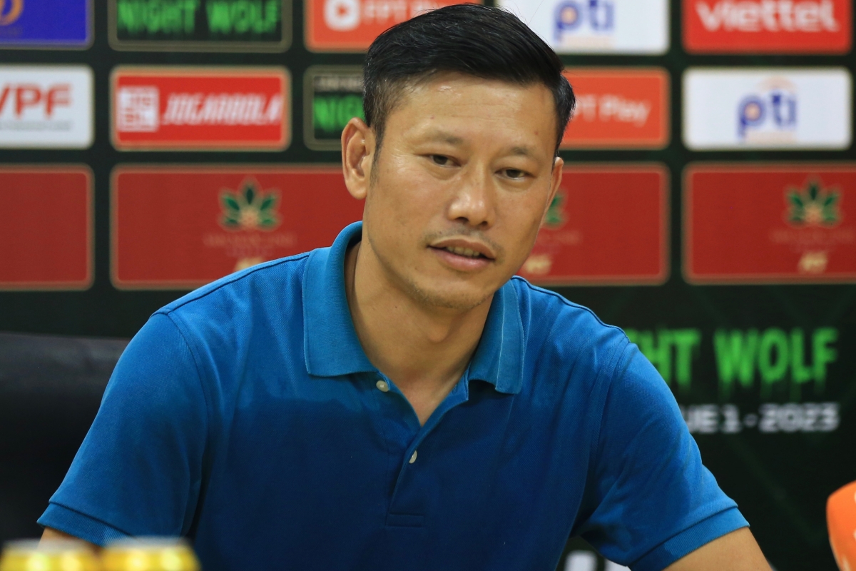 Vượt ải Thanh Hóa, HLV Thạch Bảo Khanh vẫn không tự tin mơ vô địch cùng Viettel 1