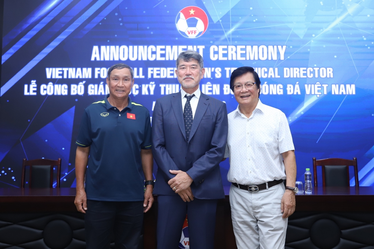 VFF cong bo tan GdKT nguoi Nhat Ban Koshida Takeshi