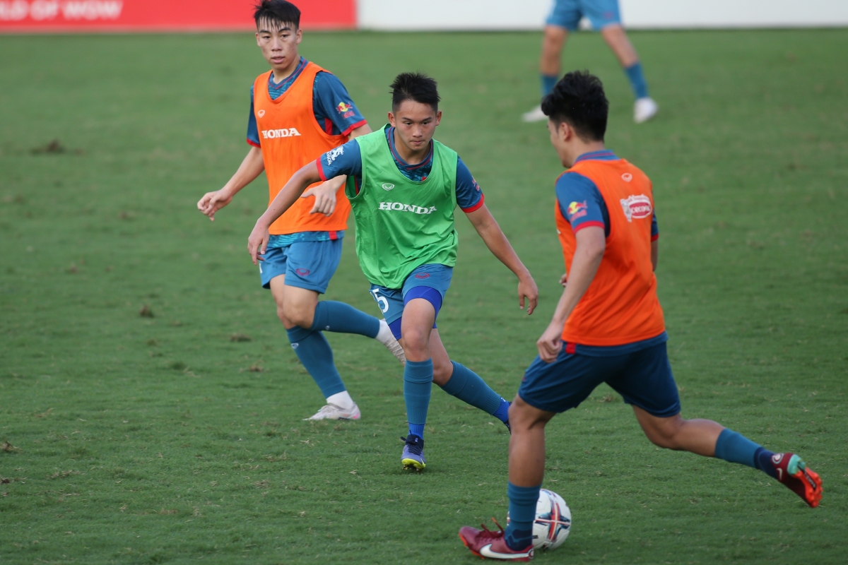 ĐT Việt Nam chia tay thêm một cầu thủ 6