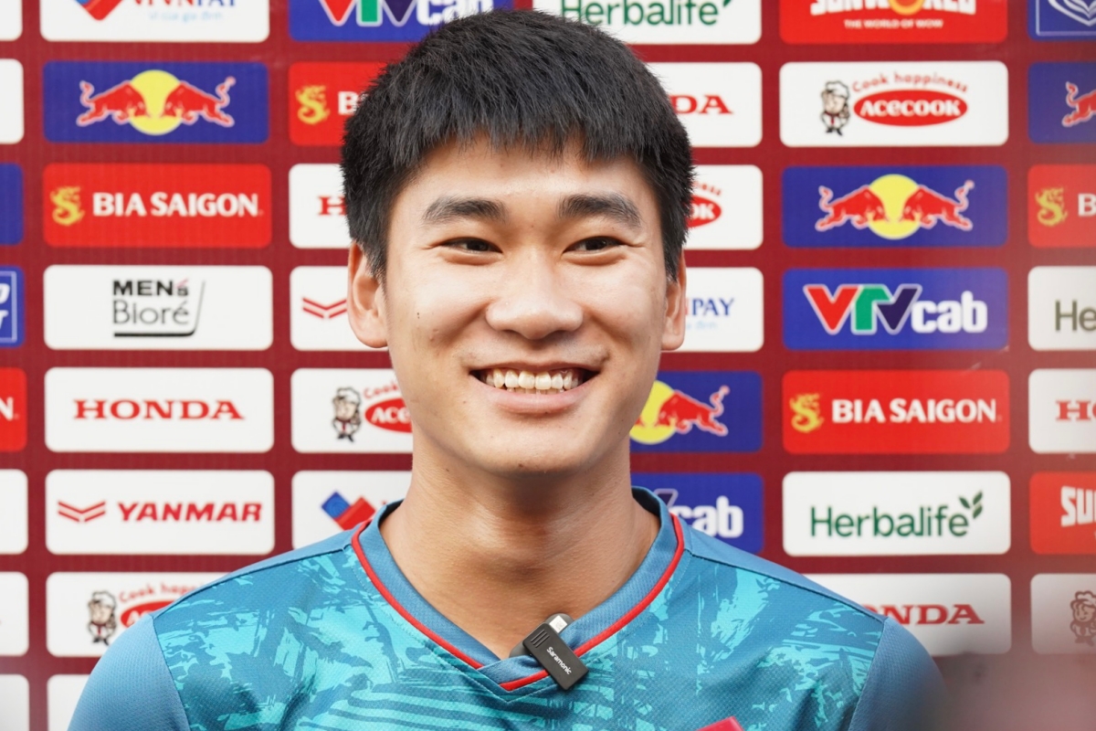 Nham Manh Dung trong buoi tap chieu 10/6. anh: MT