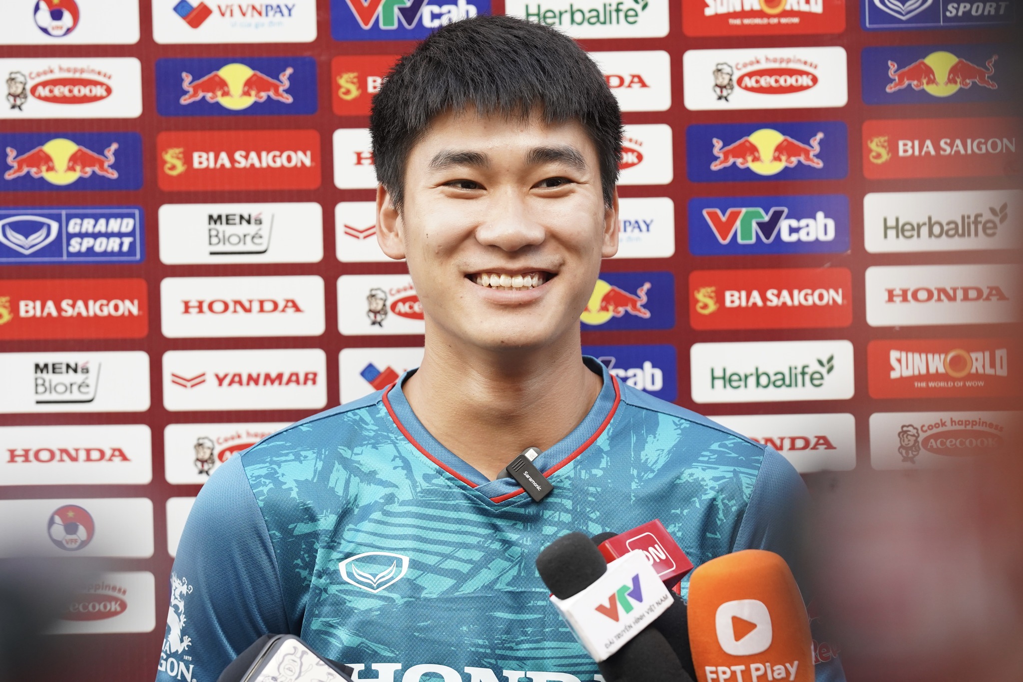 Nhâm Mạnh Dũng cùng tuyển Olympic Việt Nam tham dự ASIAD 19 1