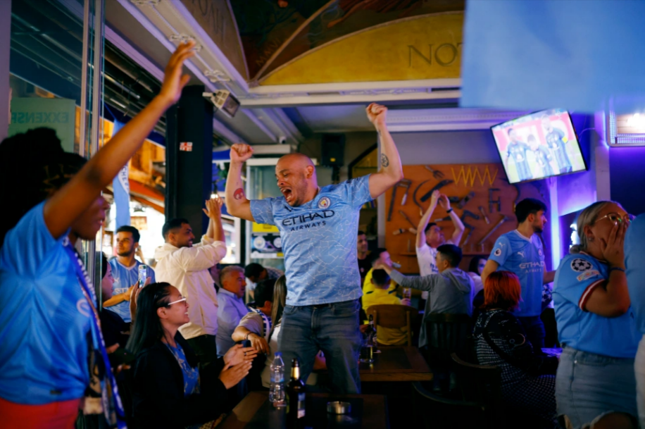 CdV Man City an mung chuc vo dich C1