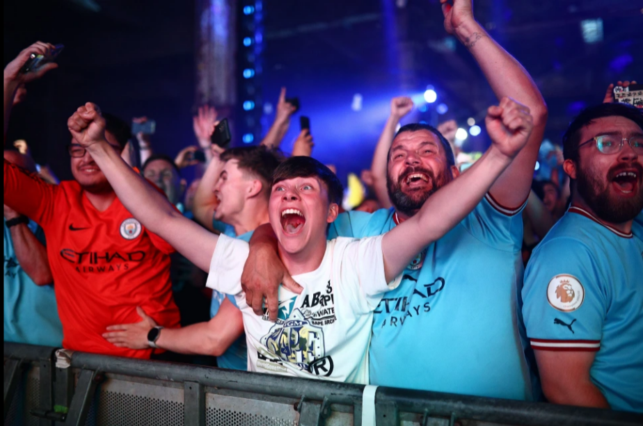 CdV Man City an mung chuc vo dich C1