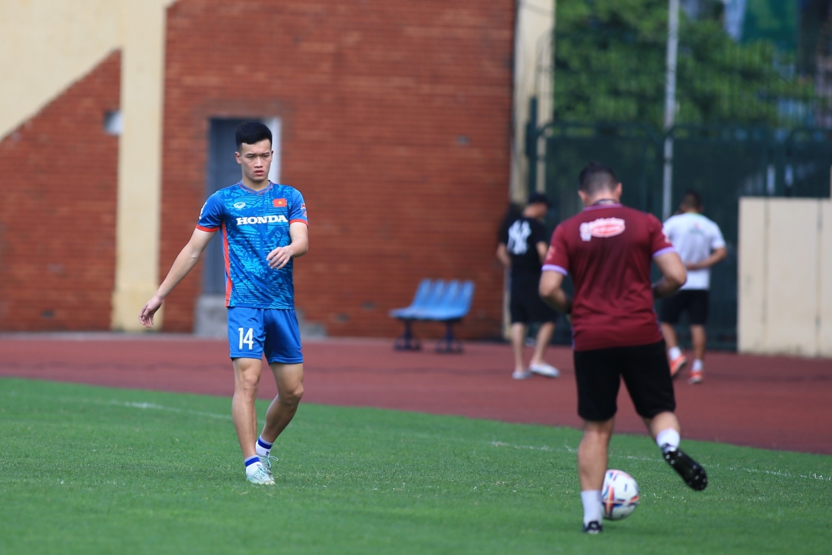 Tuyển Việt Nam điều chỉnh trước màn đối đầu Syria của HLV Hector Cuper 9 Tuyển Việt Nam điều chỉnh trước màn đối đầu Syria của HLV Hector Cuper 9