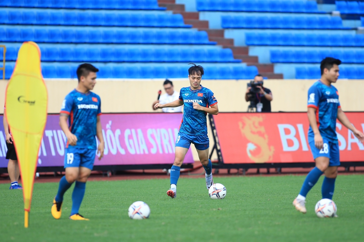 Tuyển Việt Nam điều chỉnh trước màn đối đầu Syria của HLV Hector Cuper 3 Tuyển Việt Nam điều chỉnh trước màn đối đầu Syria của HLV Hector Cuper 3