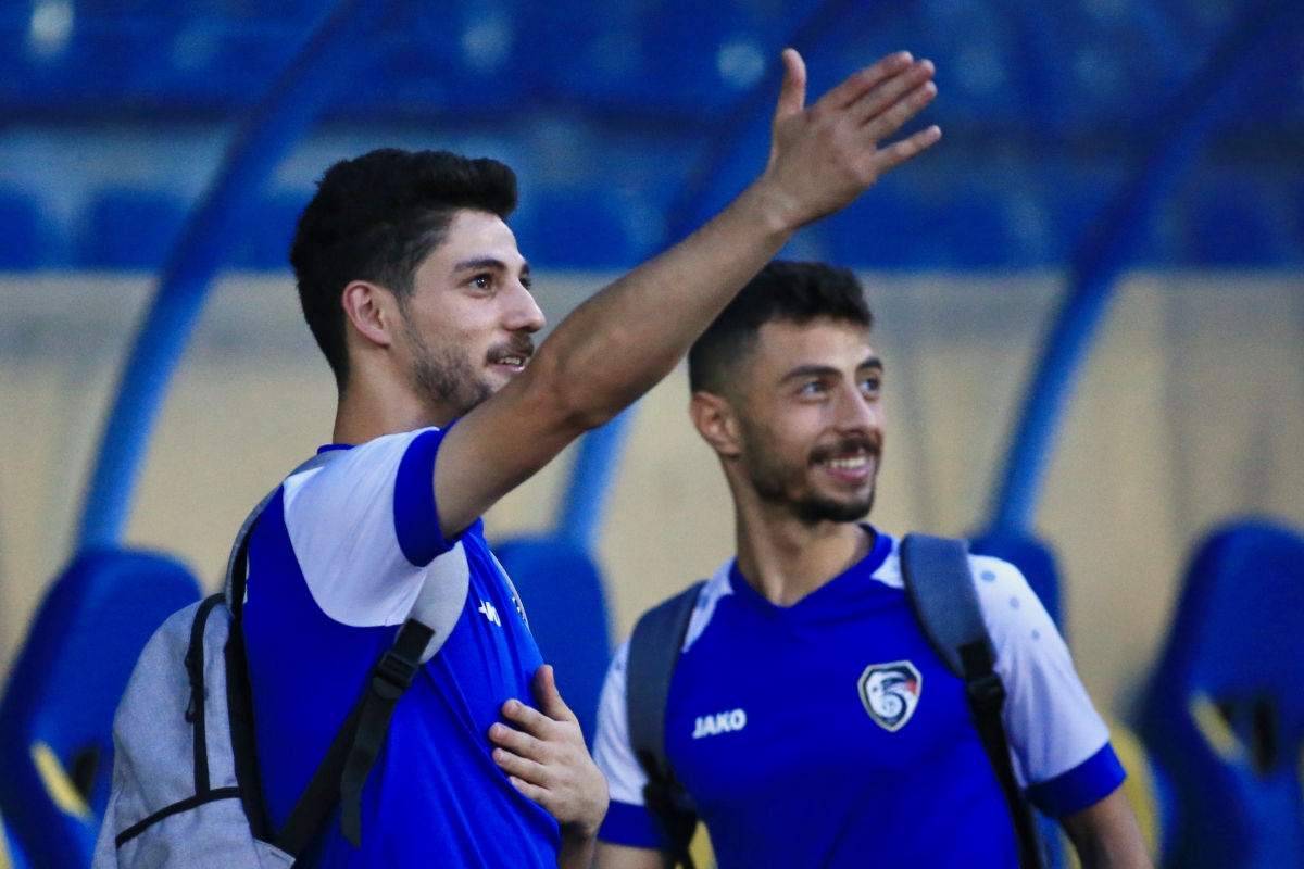 Dàn sao Syria làm quen sân Thiên Trường 19/6. Ảnh: TH Dan sao Syria lam quen san Thien Truong 19/6. anh: TH