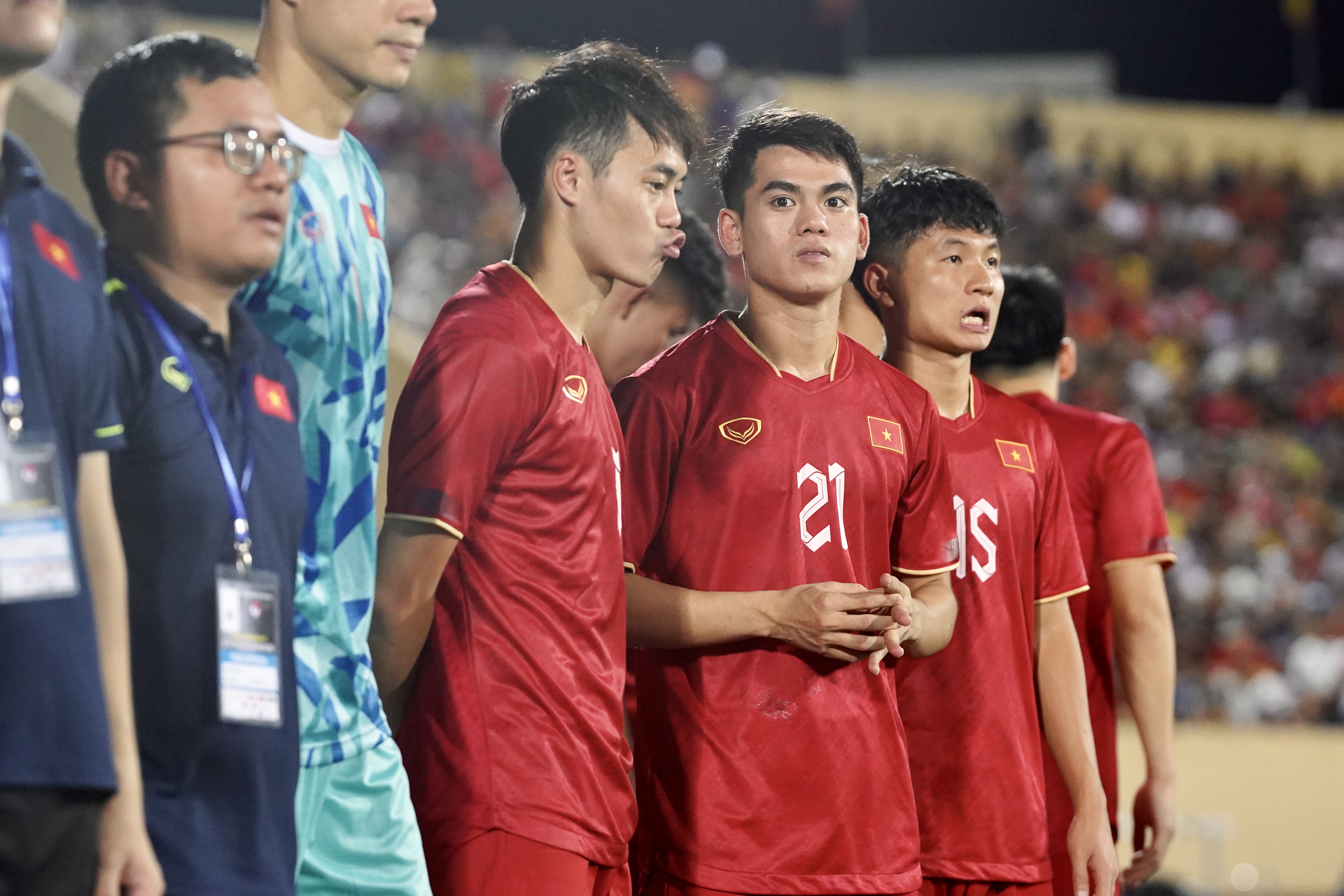 Loạt biểu cảm đáng yêu của Văn Toàn trong trận đấu Syria 2