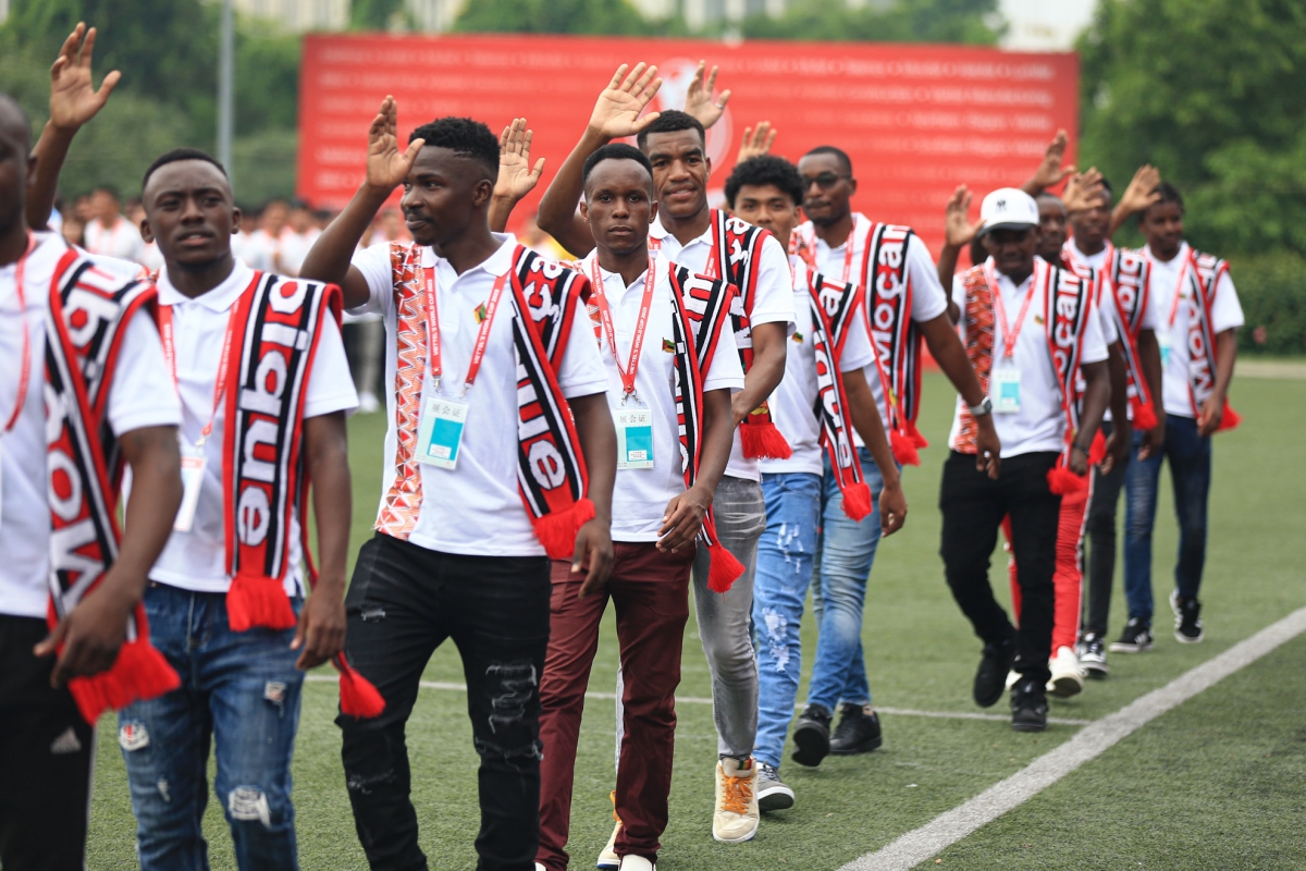 Giải World Cup đặc biệt tại sân tập của Hoàng Đức, Nhâm Mạnh Dũng 5