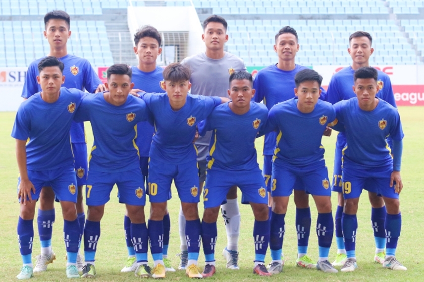 doi tre CLB Quang Nam gap tai nan giao thong