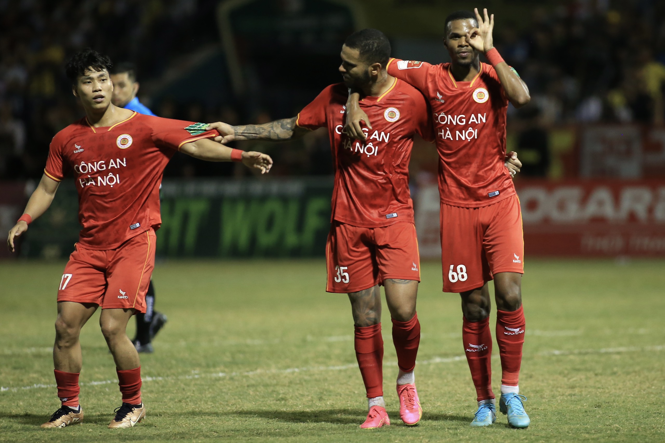 Trước khúc cua quyết định V-League 2023 Hà Nội trở lại, HAGL hụt hơi 1 Trước khúc cua quyết định V-League 2023 Hà Nội trở lại, HAGL hụt hơi 1