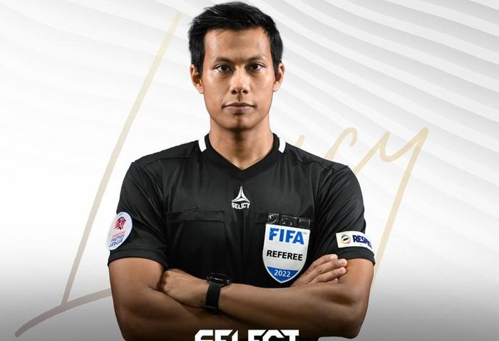 Trong tai Ahmad A'Qashah Bin Ahmad Al Badowe se bat tran Binh dinh gap HAGL