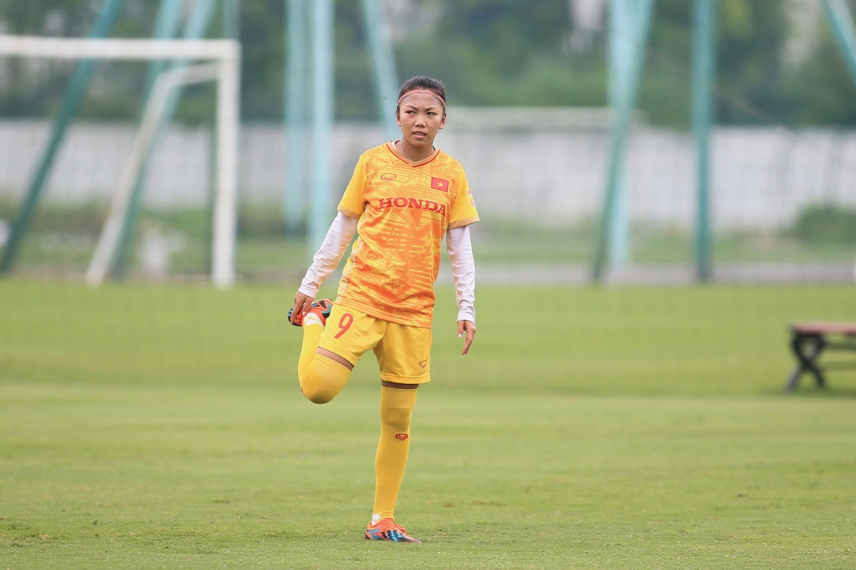 ĐT nữ Việt Nam đối mặt bài toán khó trước ngày lên đường dự World Cup 2