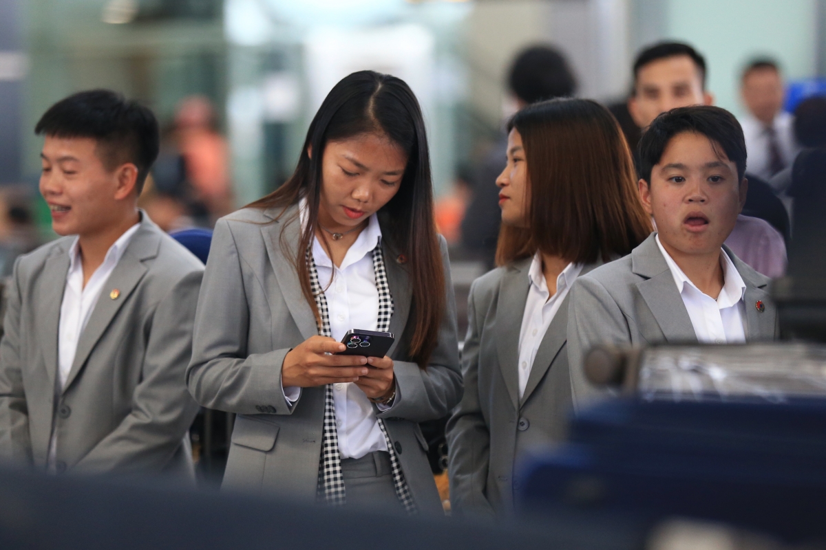 ĐT nữ Việt Nam lên đường sang New Zealand dự World Cup 8