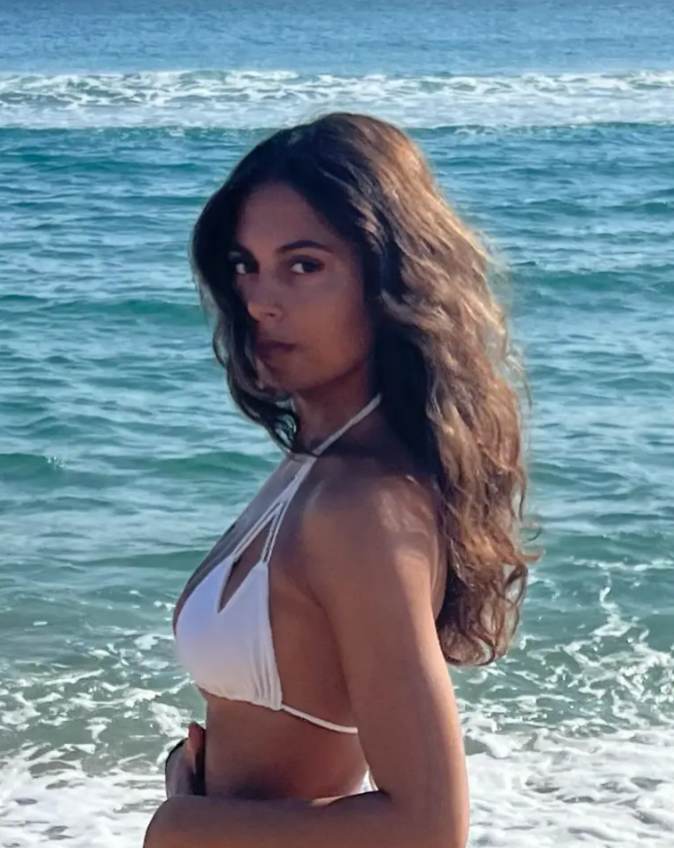 Cận cảnh nhan sắc bạn gái tin đồn của Mason Mount 6