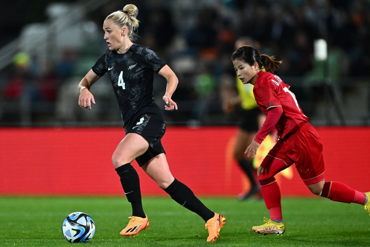 Duong Van dT nu Viet Nam vs New Zealand