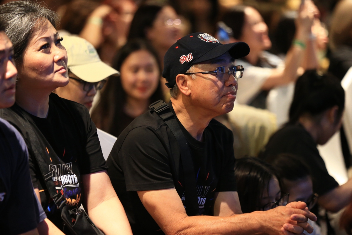 NHM tổ chức sinh nhật cho Thảo My, Thảo Vy ở Hà Nội 11